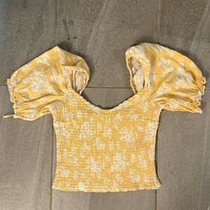 Abercrombie & Fitch Yellow and White Puff Sleeve Blouse